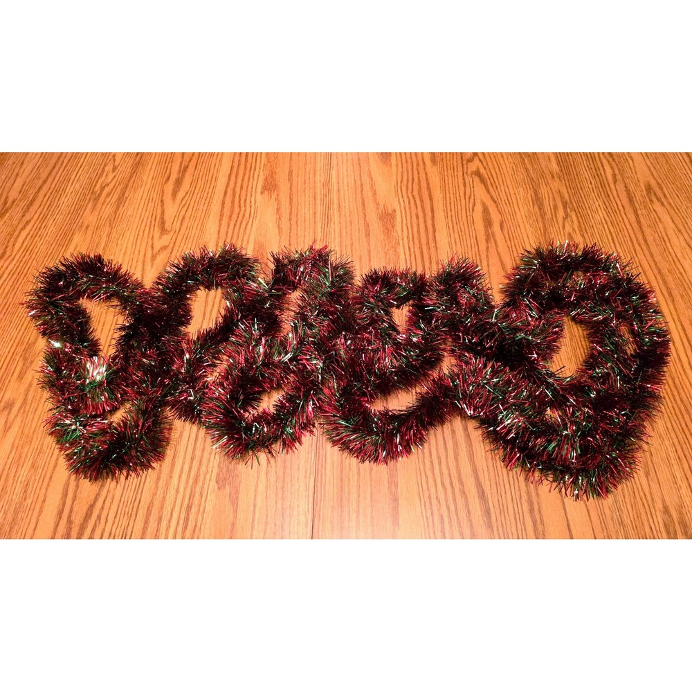 Christmas Tinsel Garland Red Green Metallic Holiday Decor, Excellent Condition - Picture 4 of 5